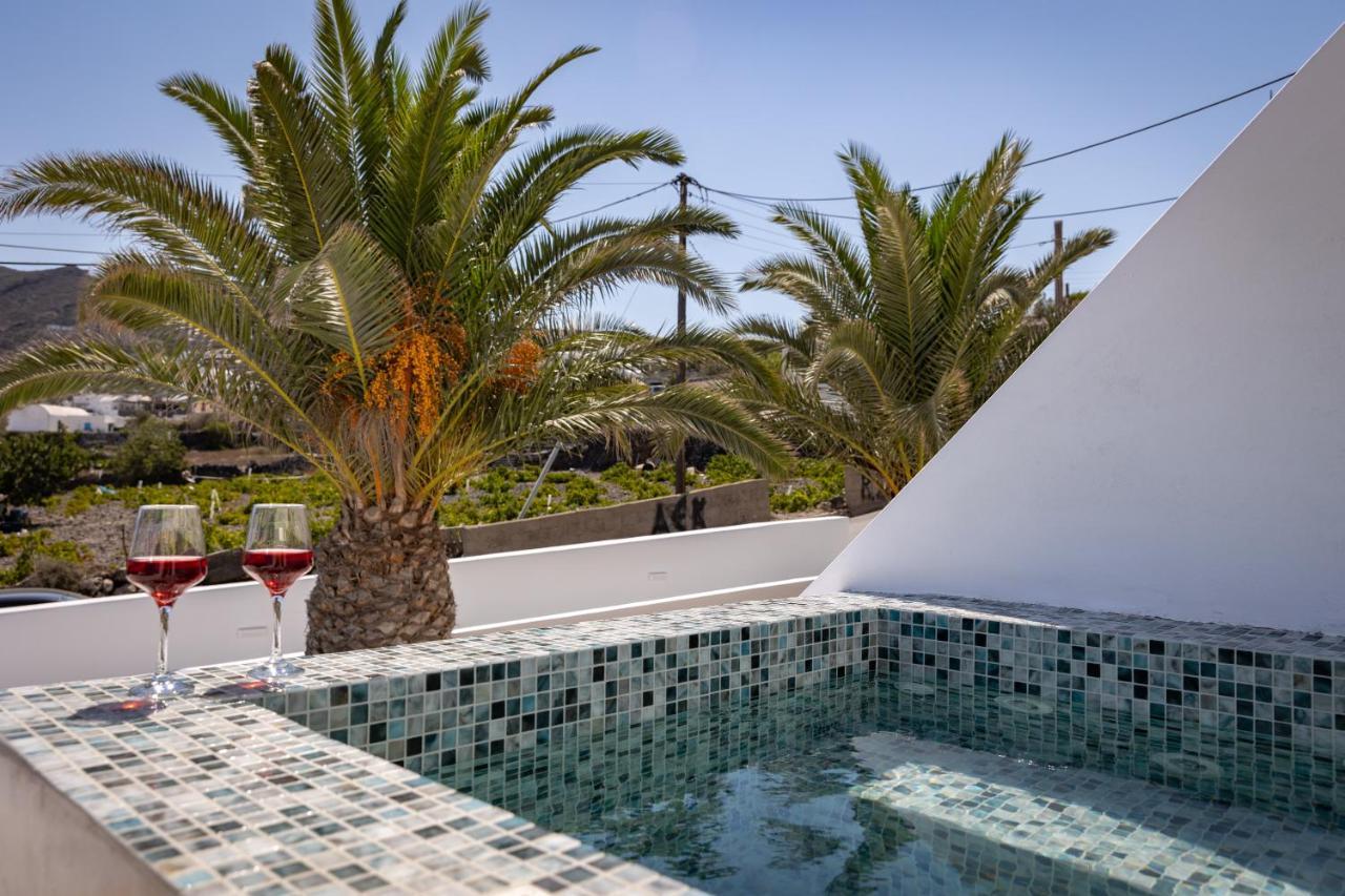 Theophrasti Suites Foinikia  Exterior photo