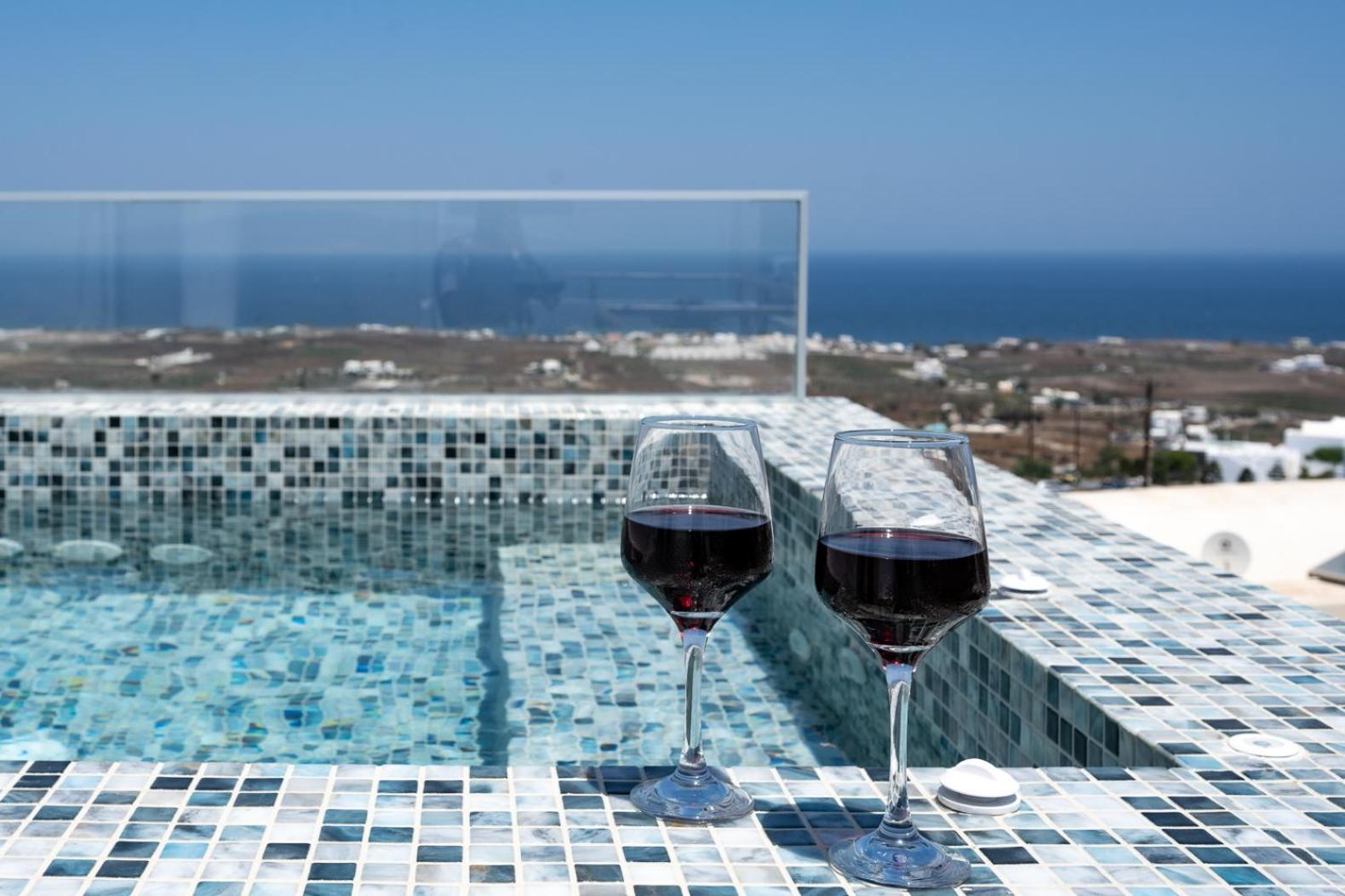 Theophrasti Suites Foinikia  Exterior photo